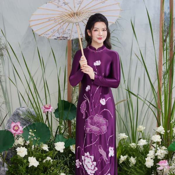  Mẹ mặc màu gì ngày cưới con để sang trọng, quý phái mà không bị “dừ”?